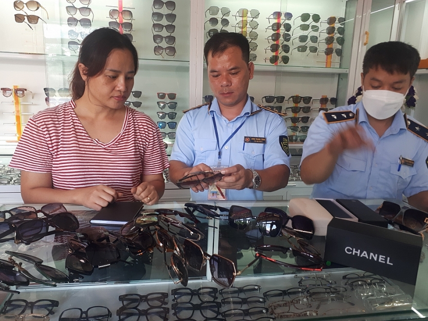 Lạng Sơn: Quyết tâm ngăn chặn hàng giả trên thương mại điện tử