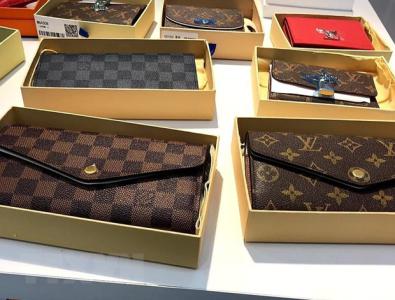 Phát hiện 2 website bán hàng giả thương hiệu Gucci, Louis Vuitton, Hermers… doanh thu hàng chục tỷ đồng