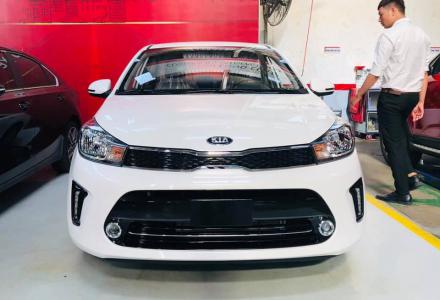 Kia Soluto châm ngòi cuộc đua xe sedan giá rẻ hạng B