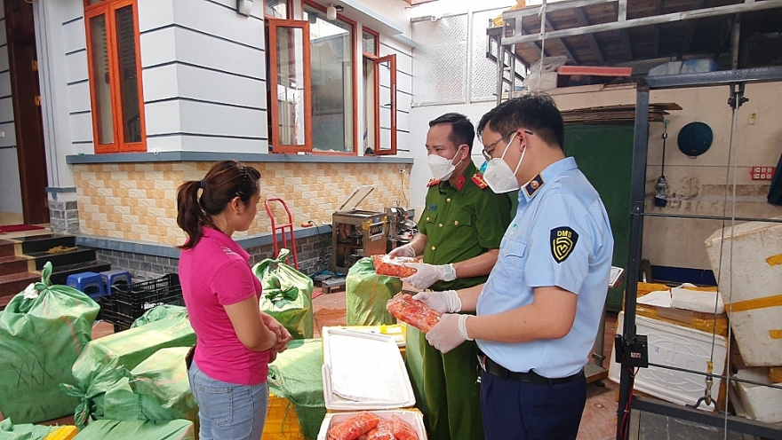 QLTT Hà Nội: Tăng cường giám sát, kiểm tra an toàn thực phẩm