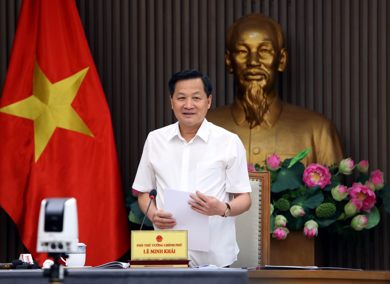 Phó Thủ tướng Lê Minh Khái: Đồng ý chủ trương bổ sung ngành điện hóa, ủng hộ Vinachem tăng vốn điều lệ - Ảnh 2.